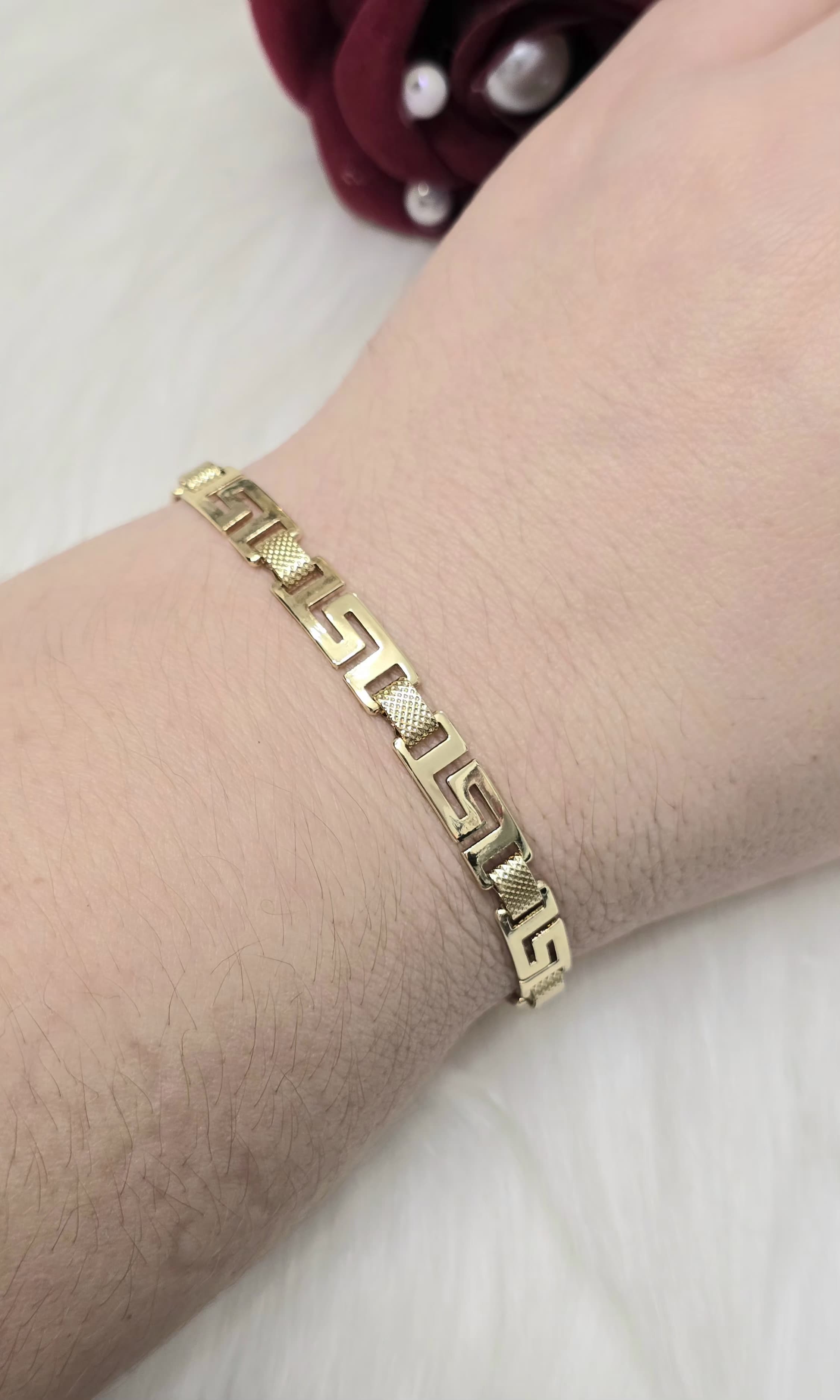 PULSERA ELEGANTE ESTILO FEN FEN. MEDIDA 6-7 inches