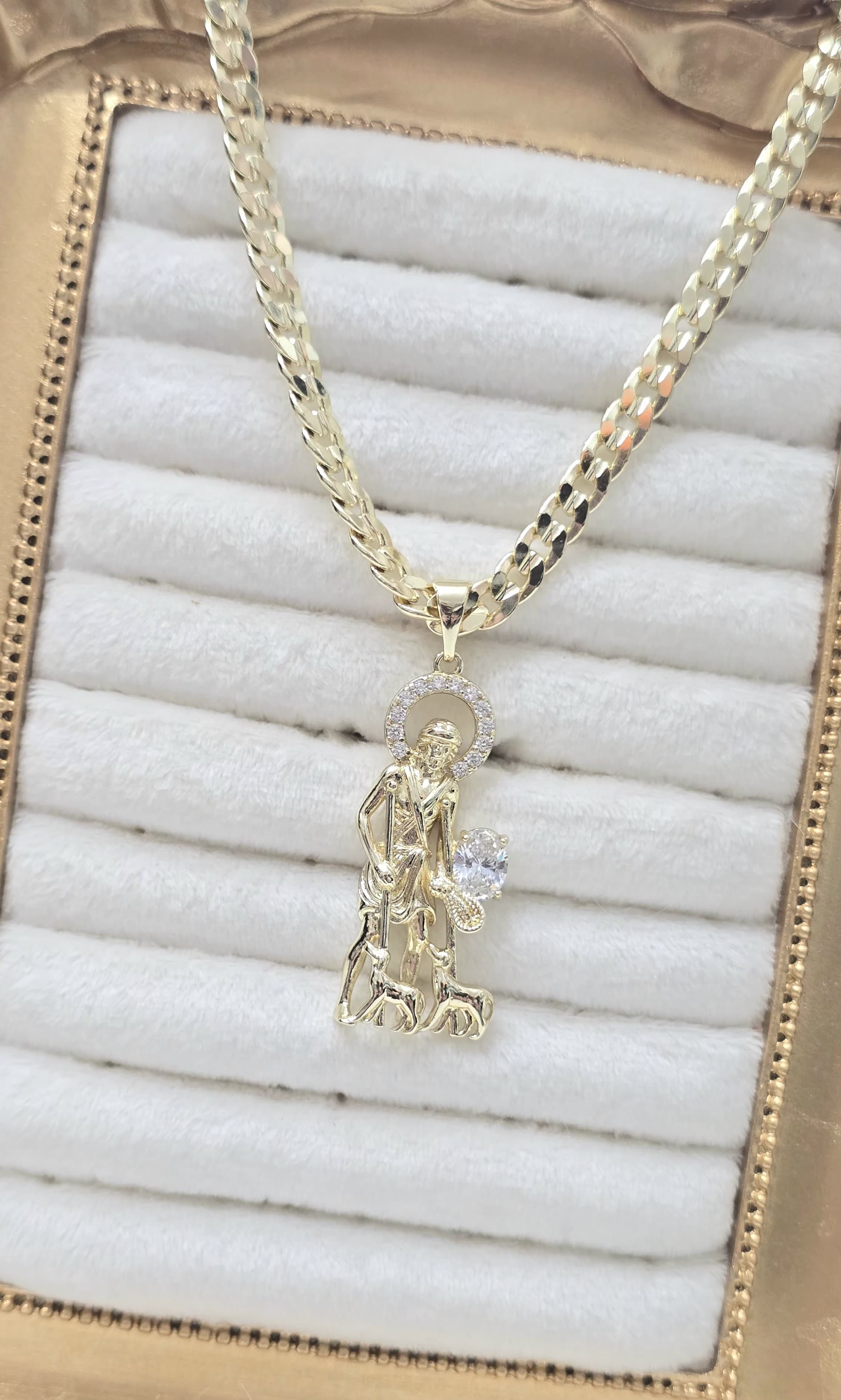 CADENA CUBANA CORTE BRILLO 5MM X 20 INCHES CON DIJE DE SAN LAZARO...ORO LAMINADO 14K✨️